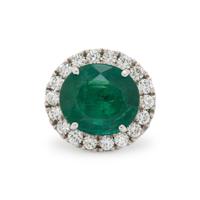 EMERALD AND DIAMOND RING
