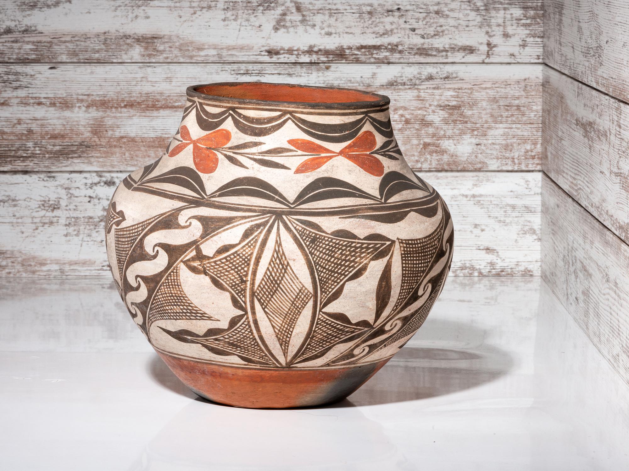 Zia Polychrome Pottery Jar