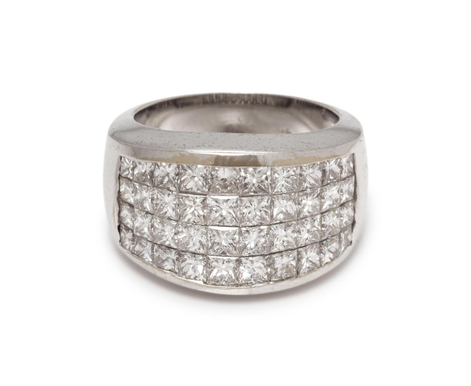 DIAMOND RING
