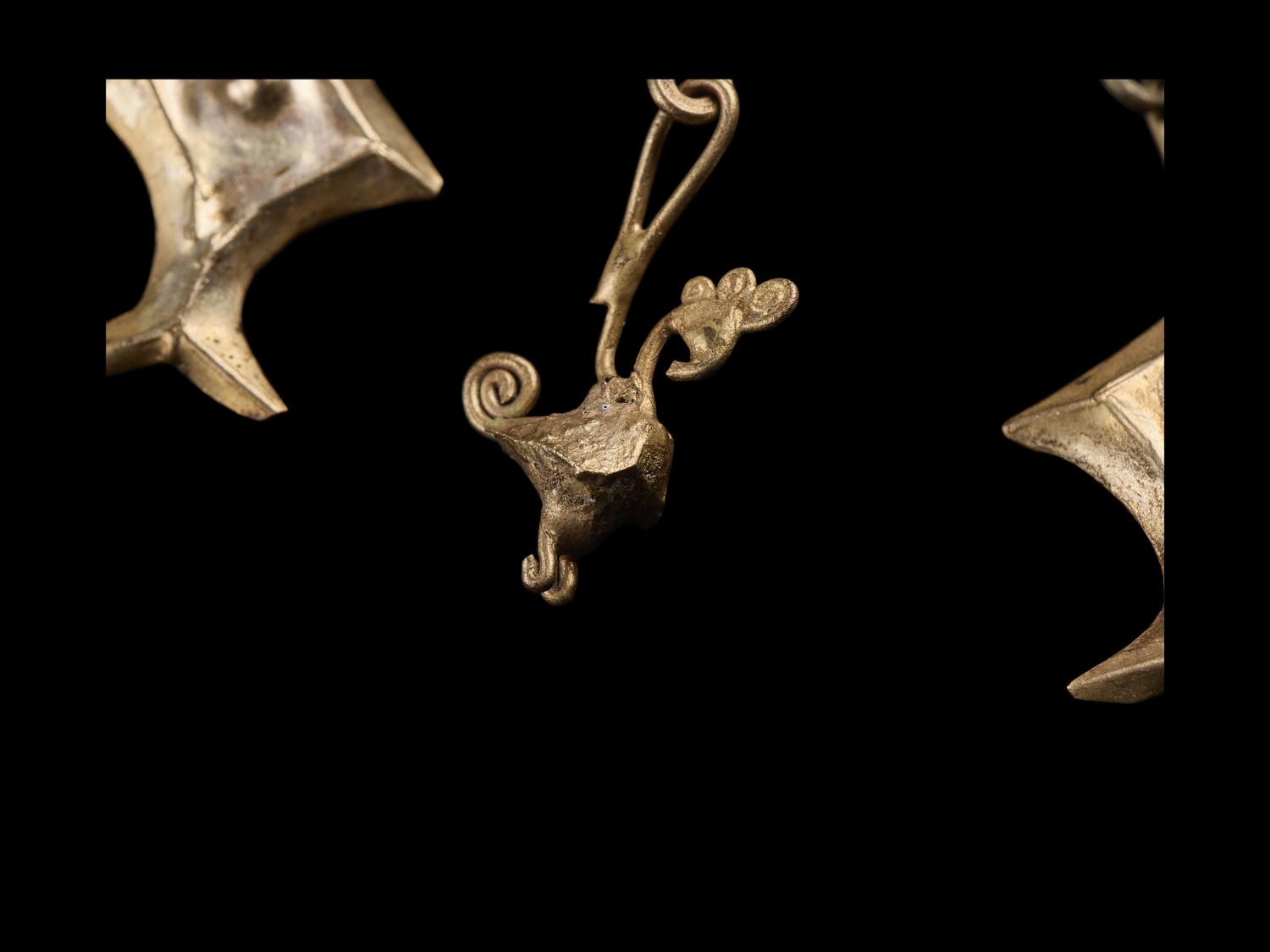 A Silver Plated Brass Necklace Kanatar