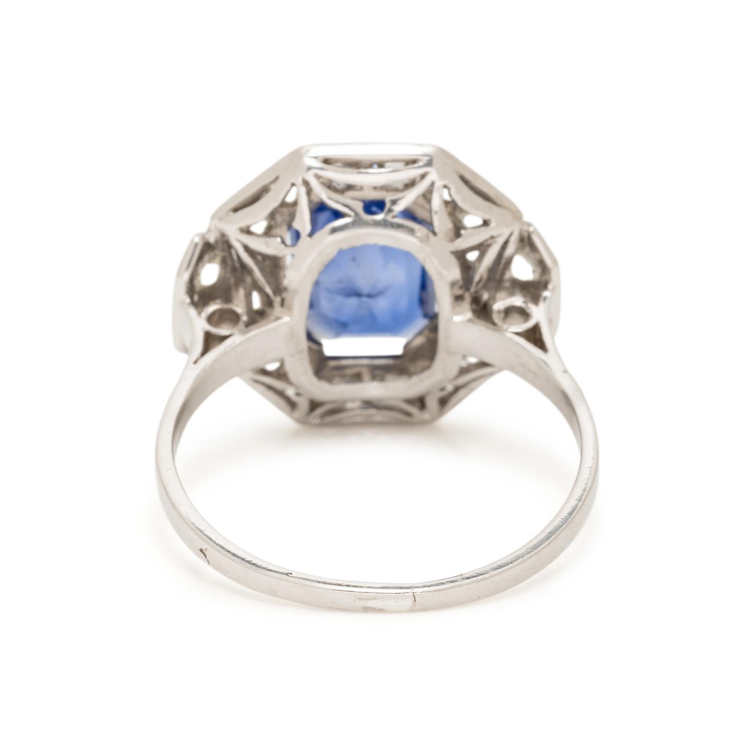 KASHMIR SAPPHIRE AND DIAMOND RING