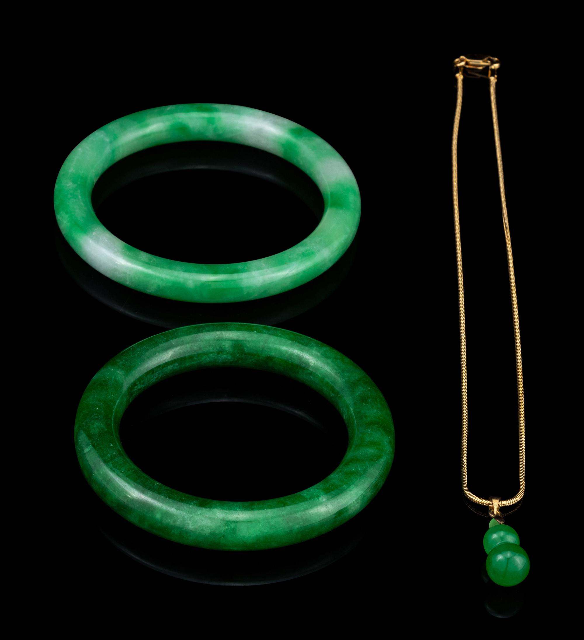 Two Chinese Jadeite Bangles and A Jadeite Gourd-Form Pendant