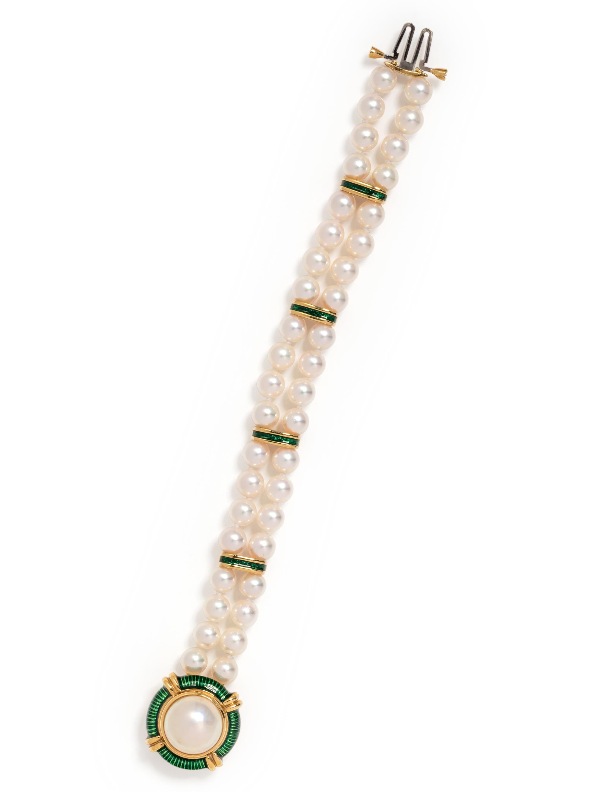 CULTURED PEARL AND ENAMEL BRACELET