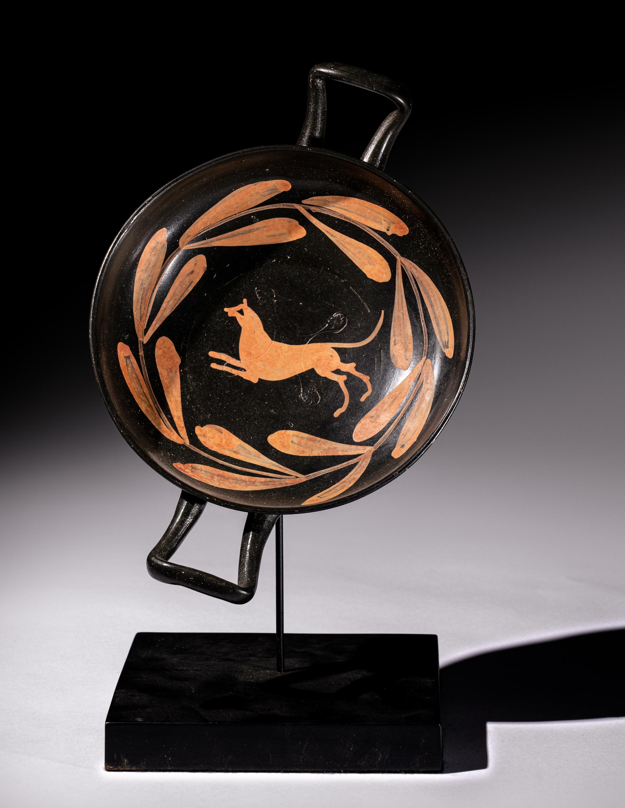 An Apulian Xenon-Ware Kylix