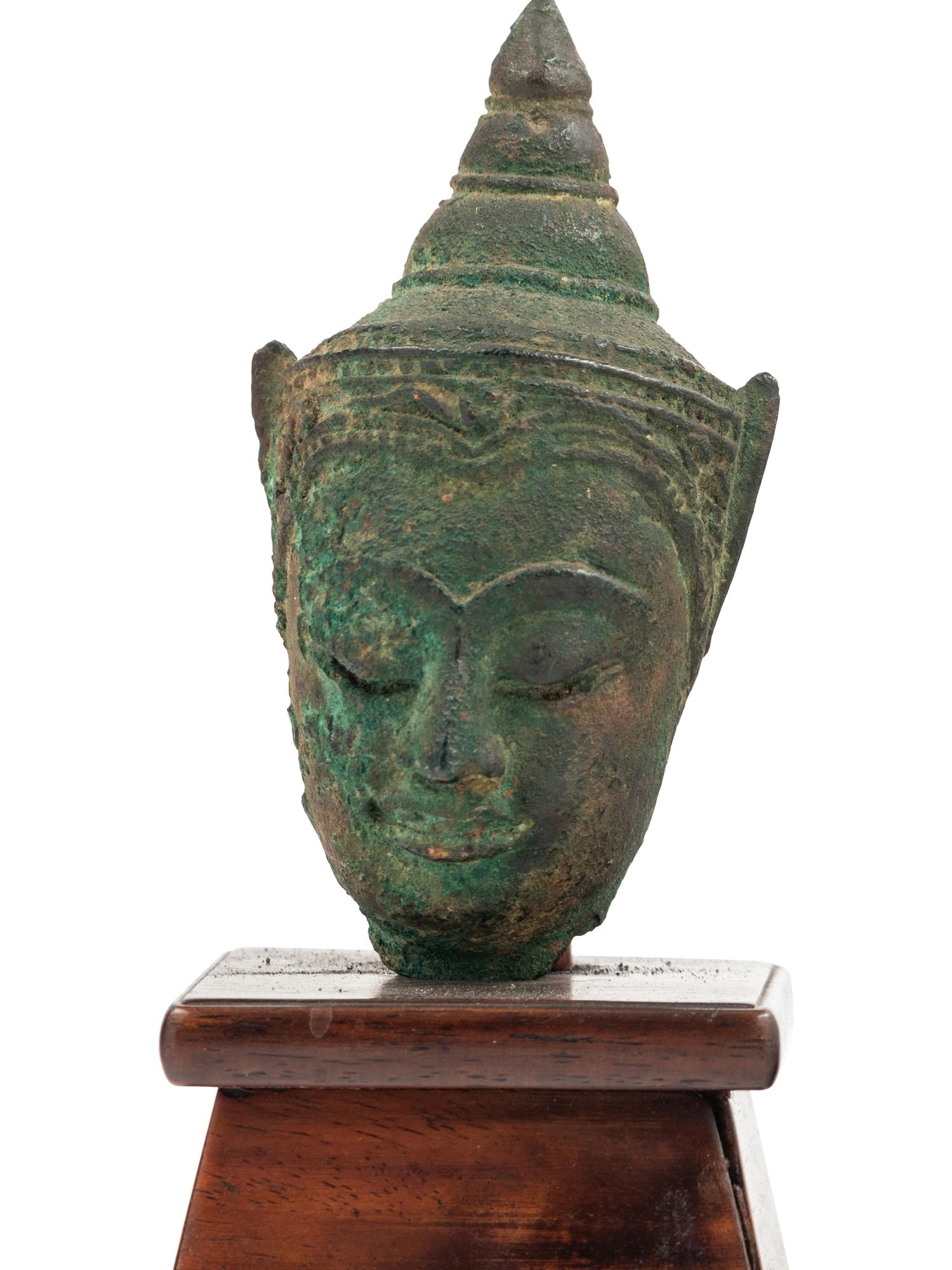 A Thai Bronze Head