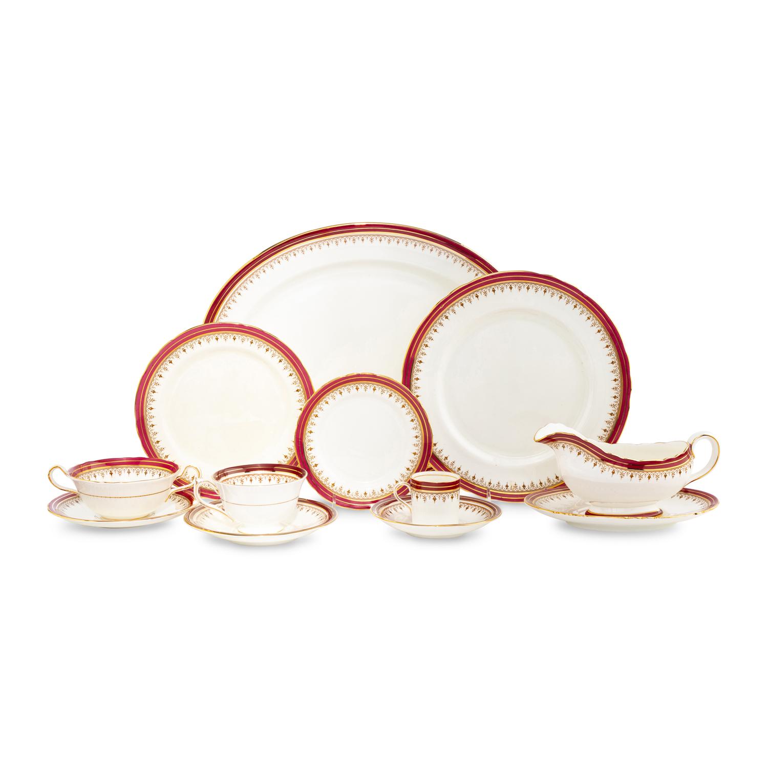 An Aynsley Durham Porcelain Dinner Service