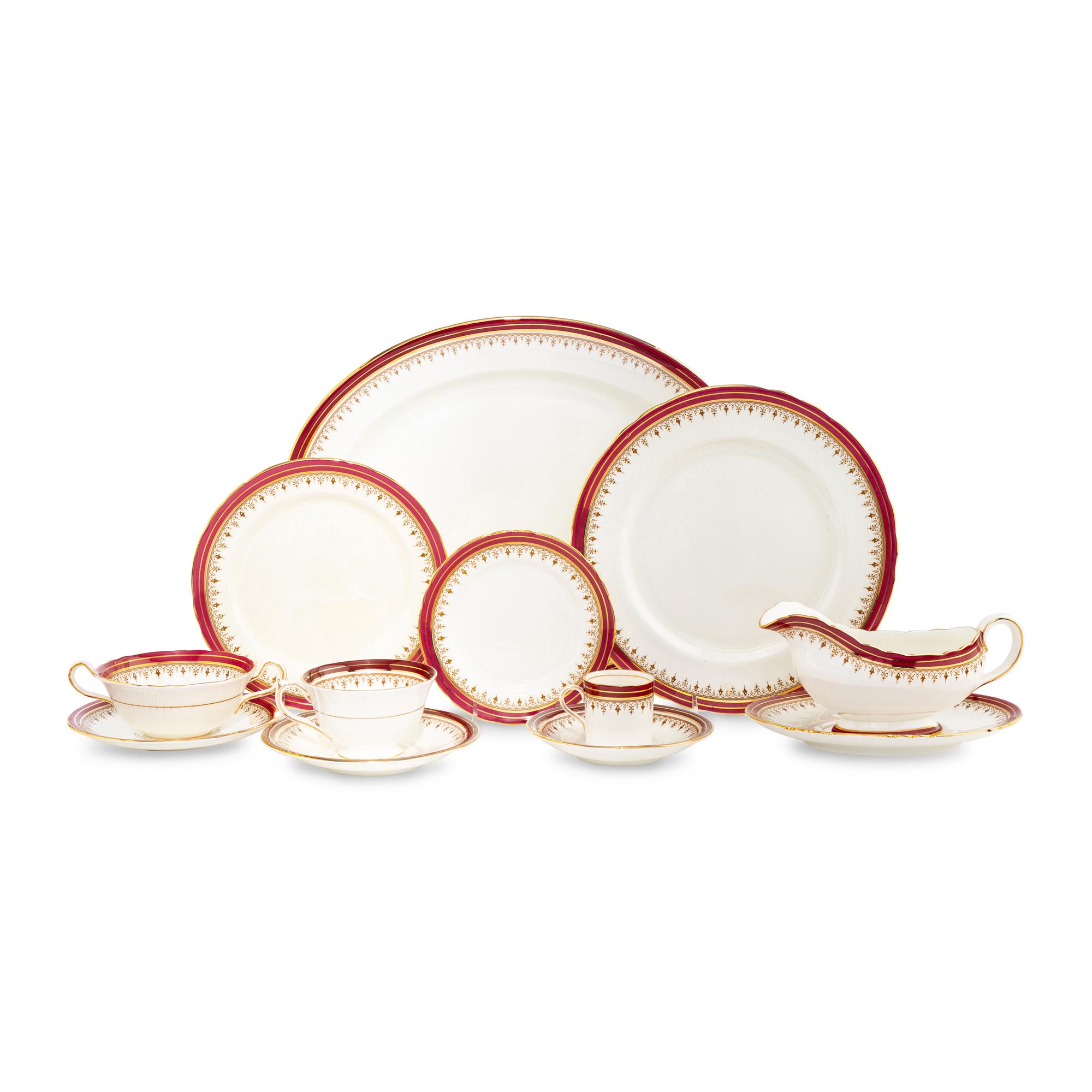 An Aynsley Durham Porcelain Dinner Service