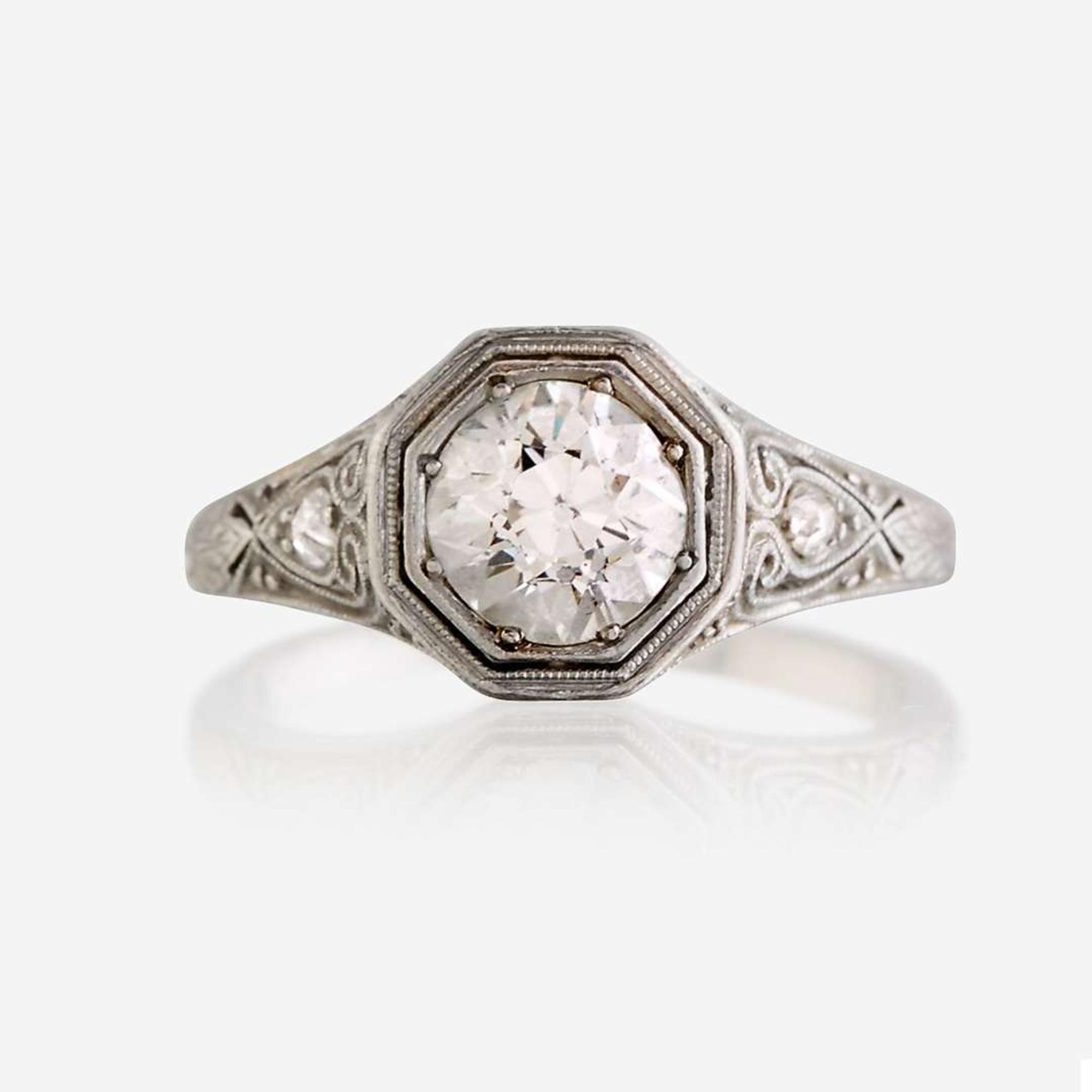 A diamond solitaire