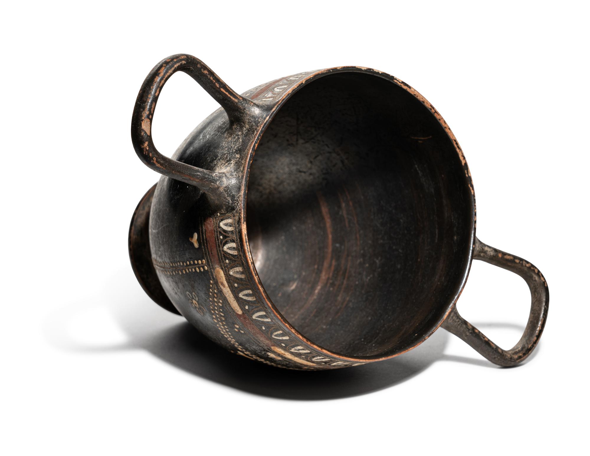 An Apulian Gnathian-Ware Skyphos