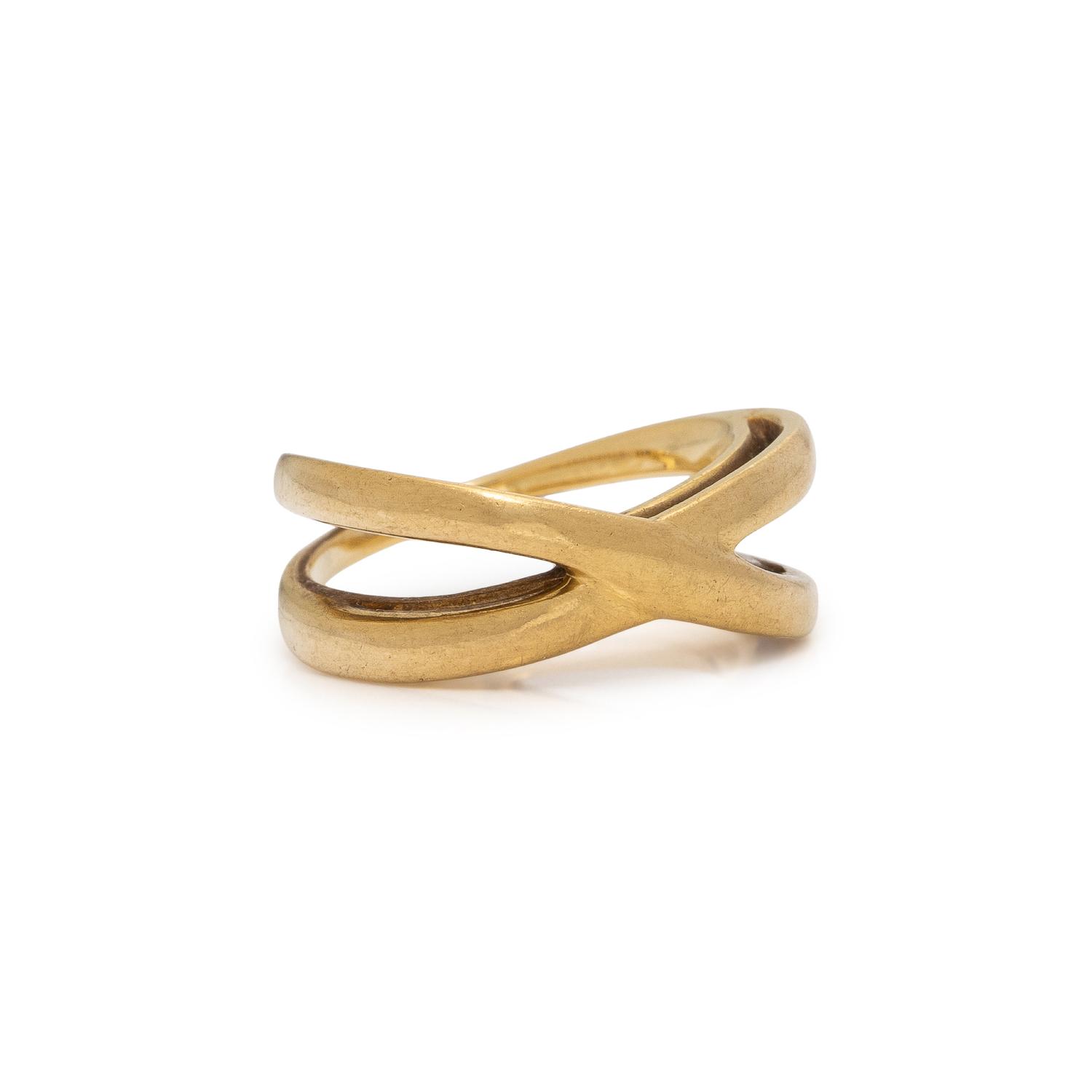 TIFFANY & CO., YELLOW GOLD 'INFINITY DOUBLE CROSSOVER' RING