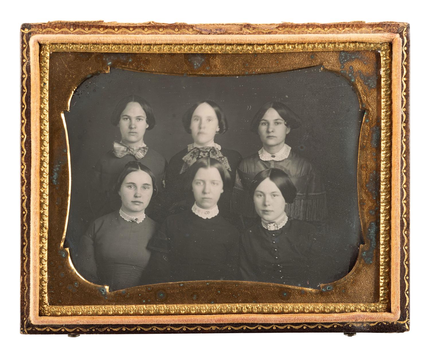 [EARLY PHOTOGRAPHY]. Quarter plate daguerreotype of six young women.