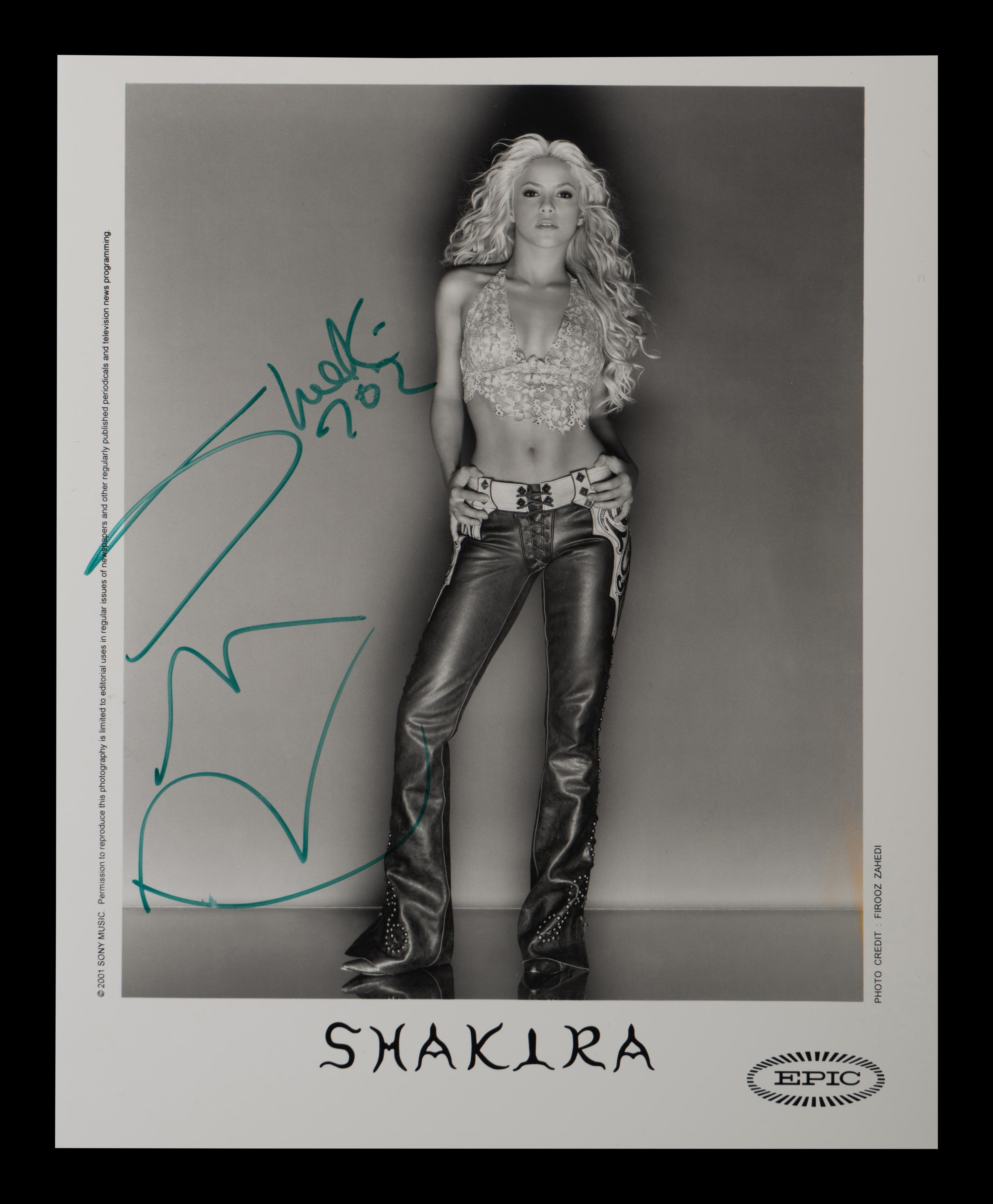 (Celebrity) A group of 10 autographed photos of musical stars, comprising: