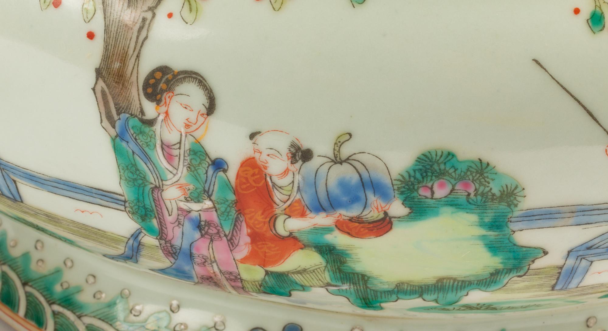 A Pair of Chinese Export Porcelain Tureens and Covers