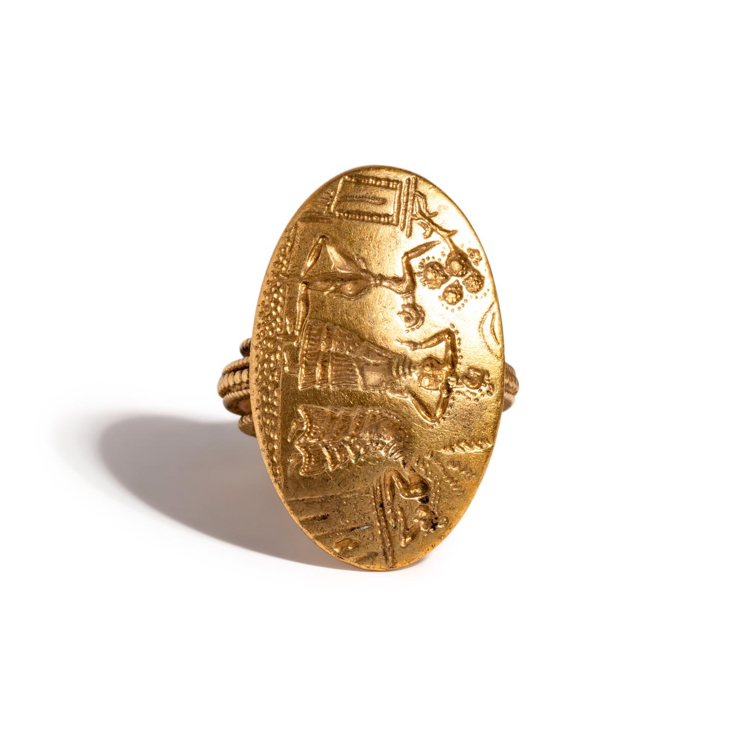 A Mycenaean-Style Gold Finger Ring