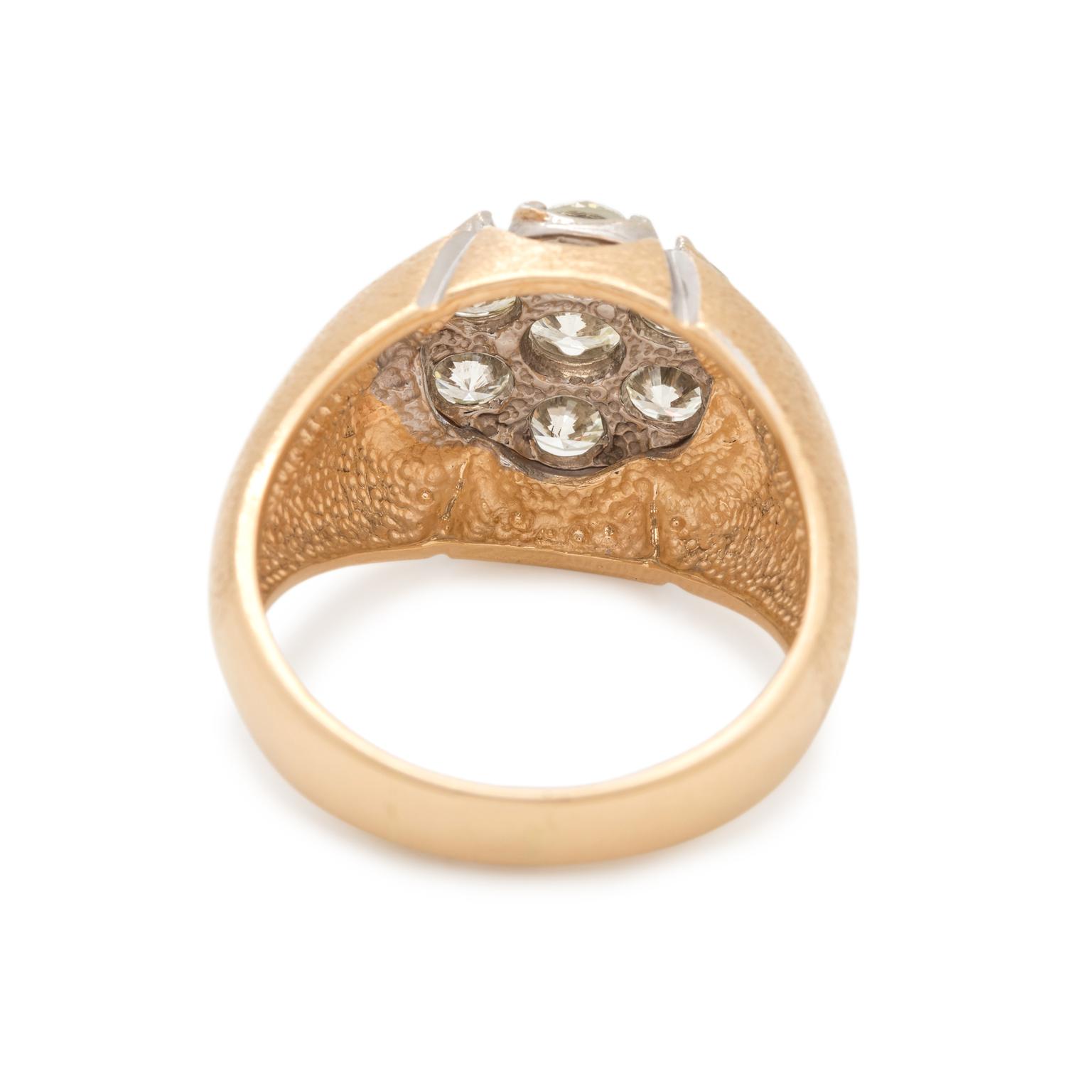 DIAMOND RING
