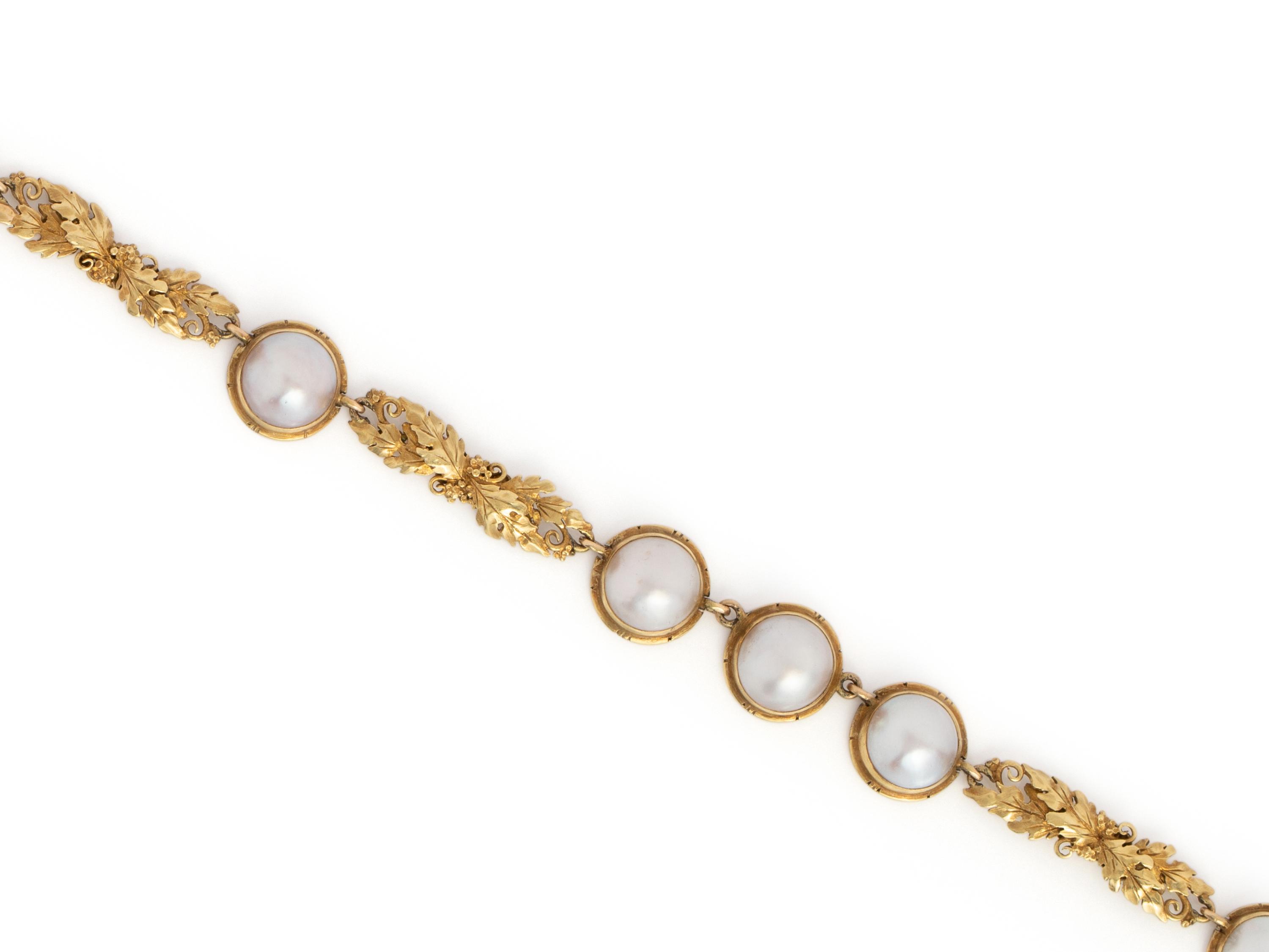 ARTS & CRAFTS, YELLOW GOLD AND PEARL NECKLACE