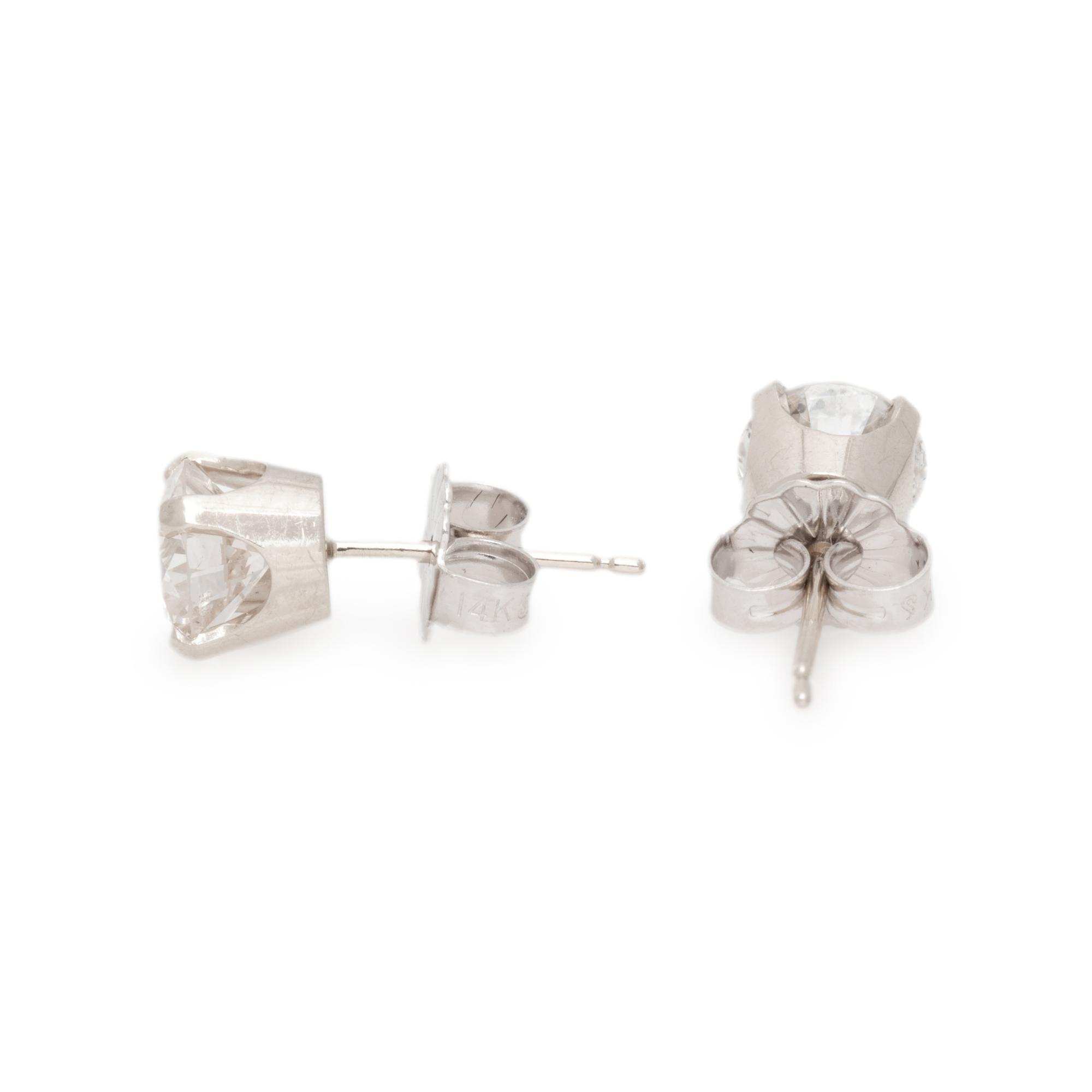 DIAMOND STUD EARRINGS