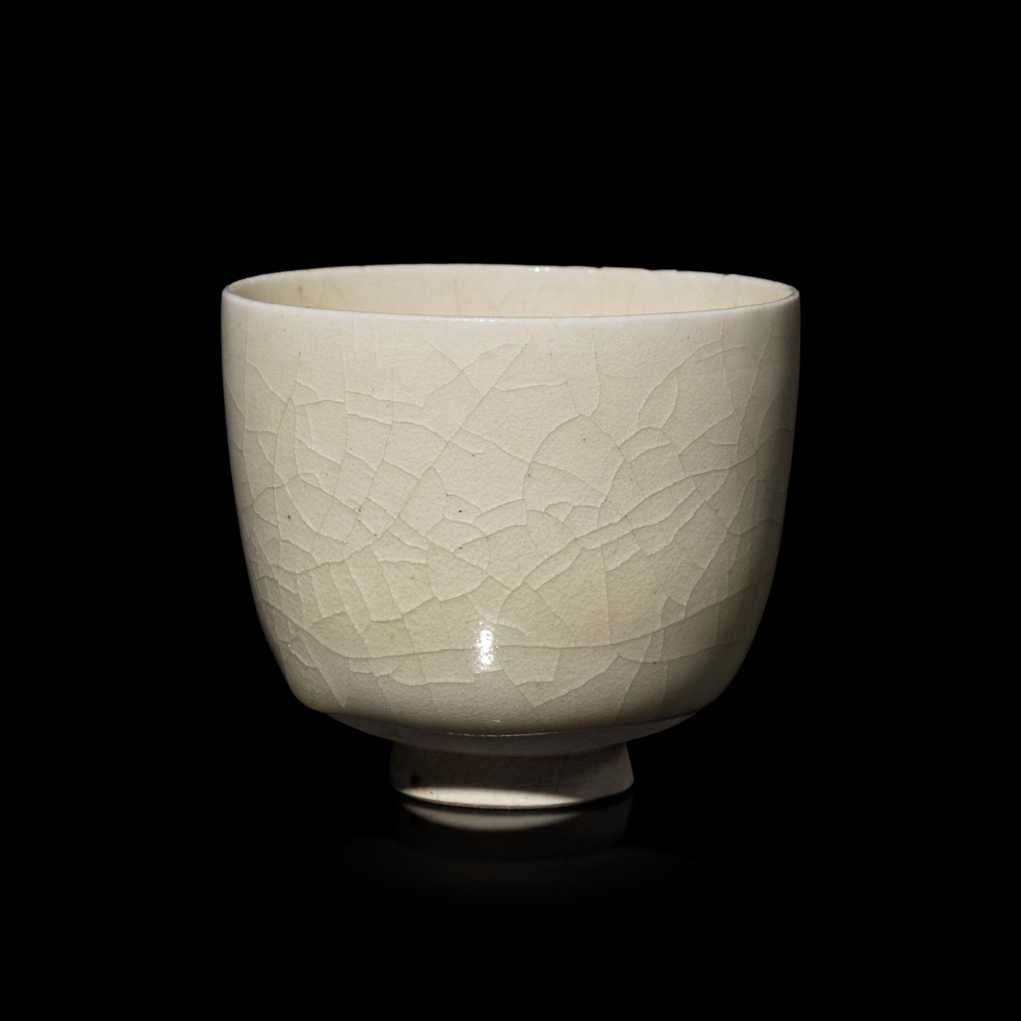 A Chinese White Glazed Cup — 白釉杯