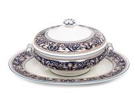 A Wedgwood Florentine Porcelain Dinner Service