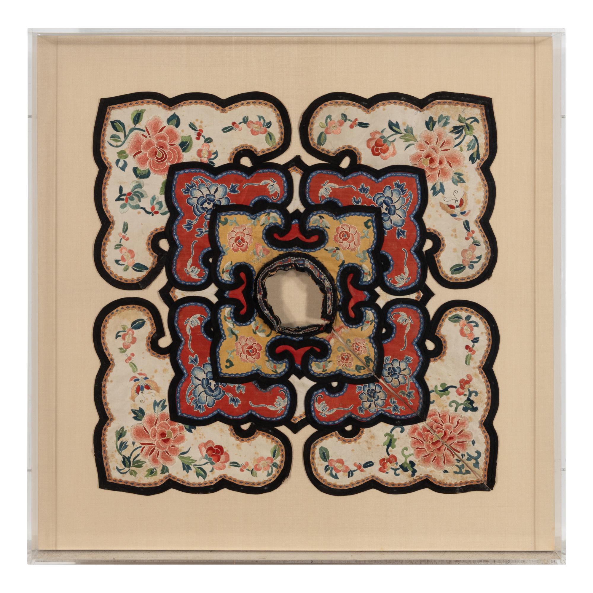 Three Chinese Embroidered Silk Lady's Collars, Yunjian, 19th Century — 晚清 雲肩三種
