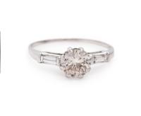 DIAMOND RING