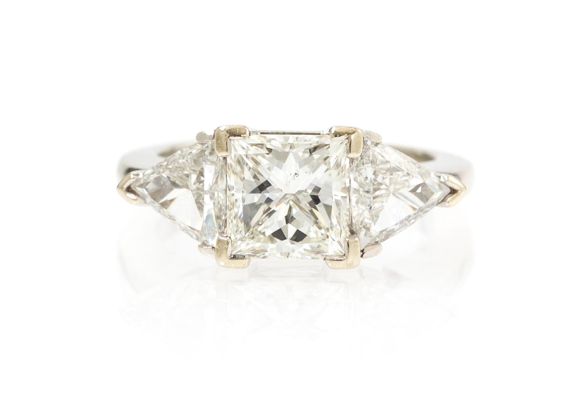 A 14 Karat White Gold and Diamond Ring, 3.10 dwts.