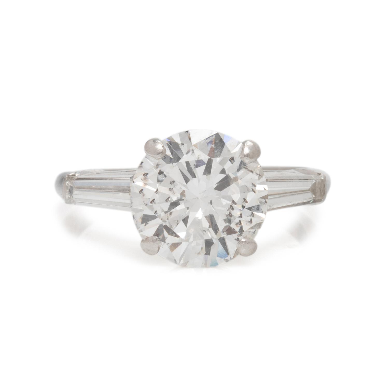 DIAMOND RING