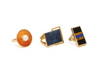 COLLECTION OF YELLOW GOLD AND GEMSTONE RINGS