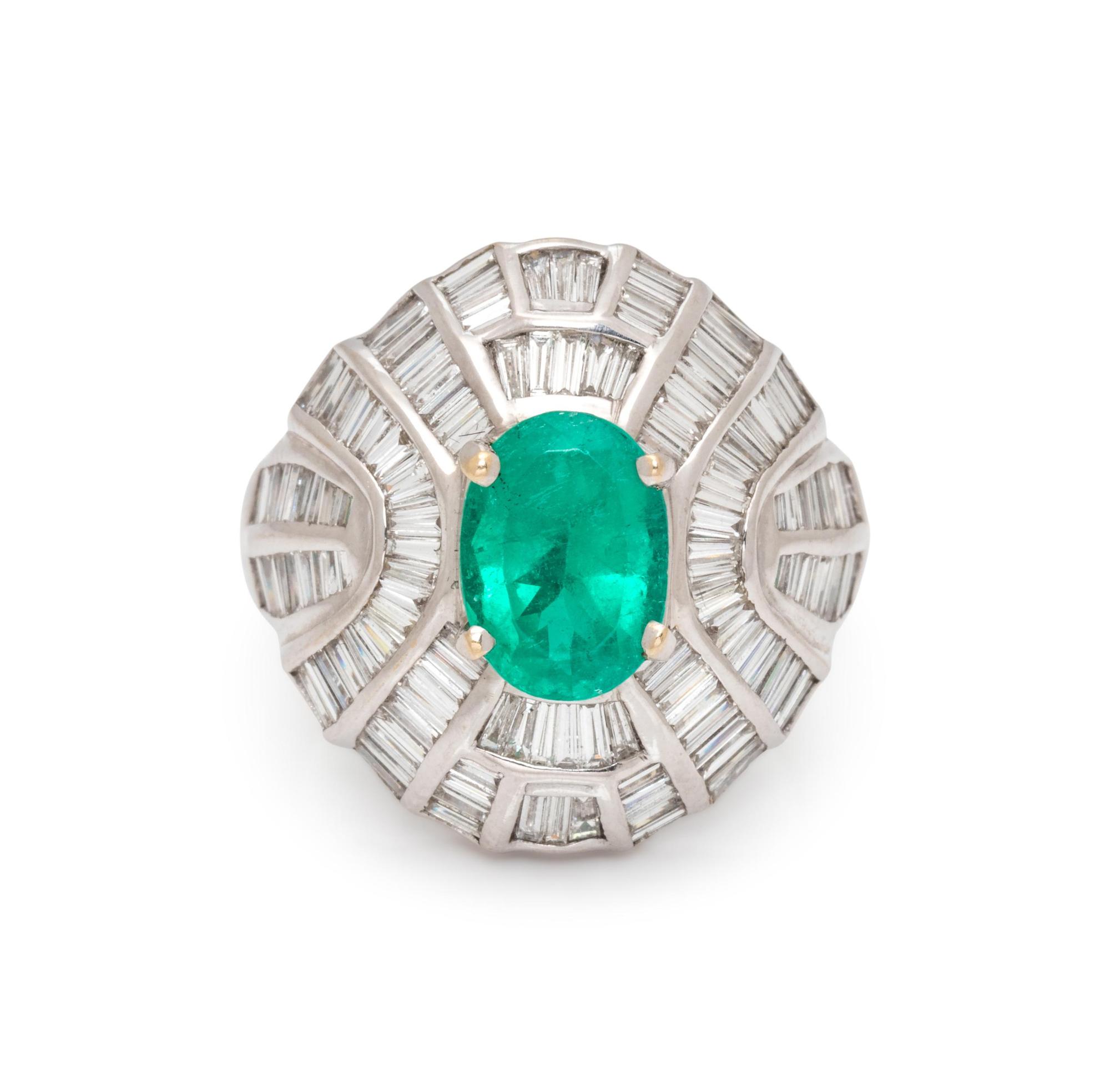 EMERALD AND DIAMOND RING