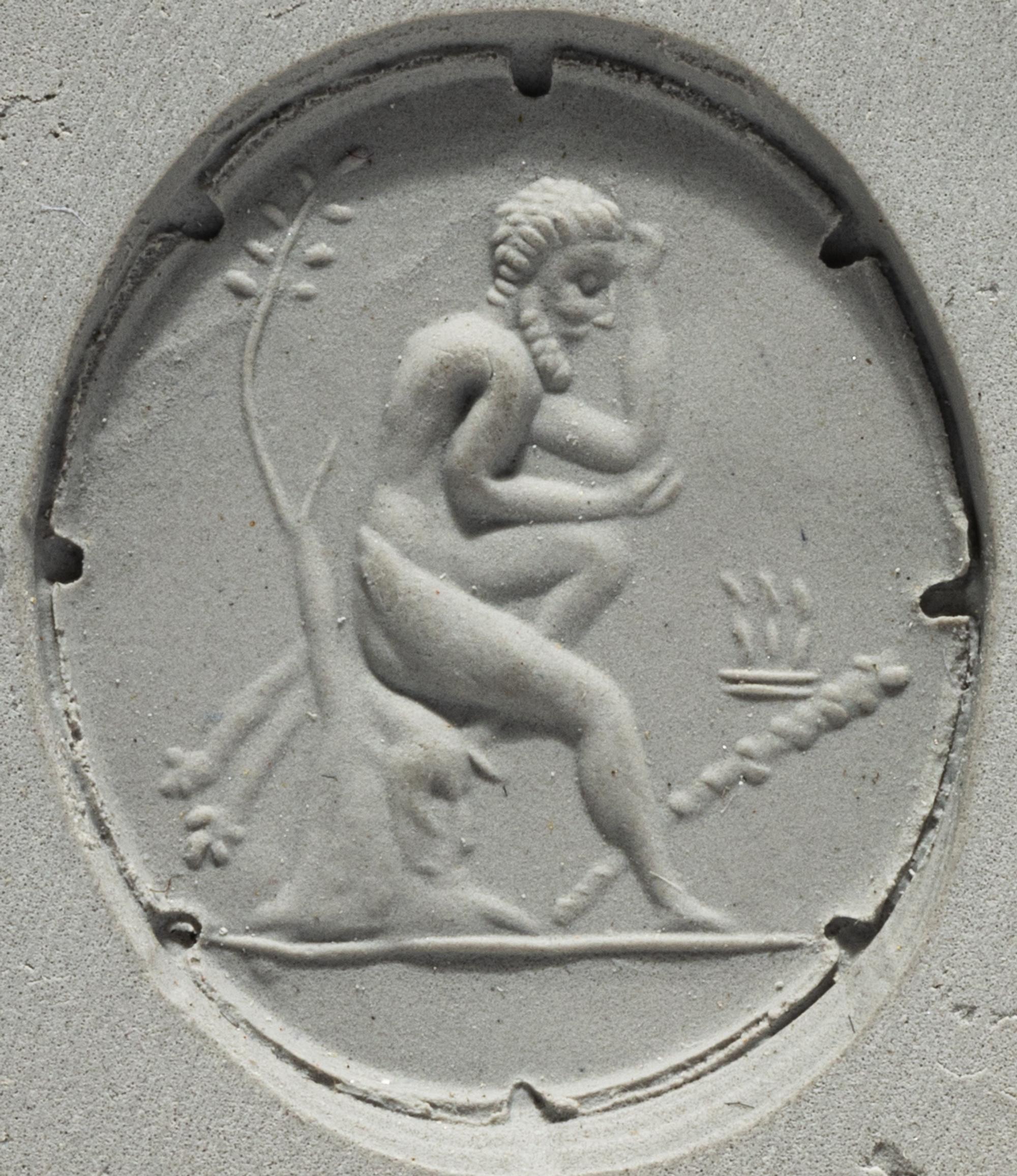 A Neoclassical Gold and Banded Agate Brooch with the Demigod Hercules