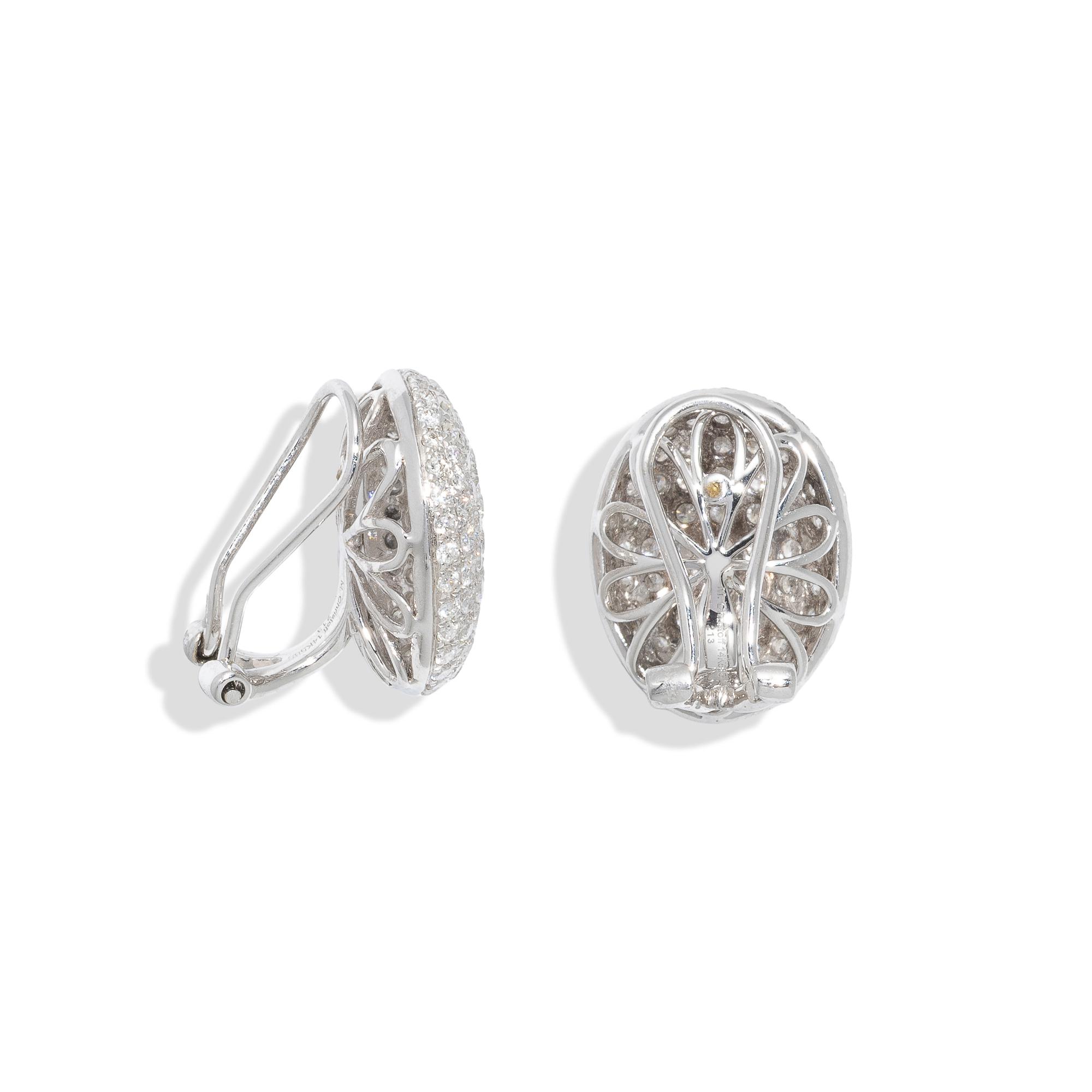 DIAMOND AND WHITE GOLD BOMBE EARRINGS