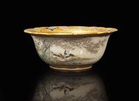 A finely decorated Satsuma-type large bowl, Kinkozan workshop, Meiji period 薩摩燒式大盌 錦光山造 明治