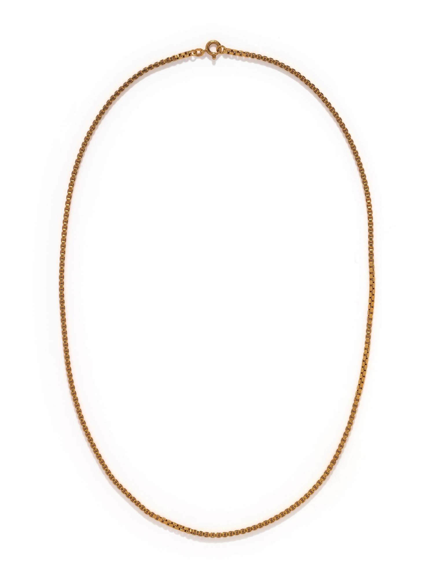COLLECTION OF YELLOW GOLD CHAINS