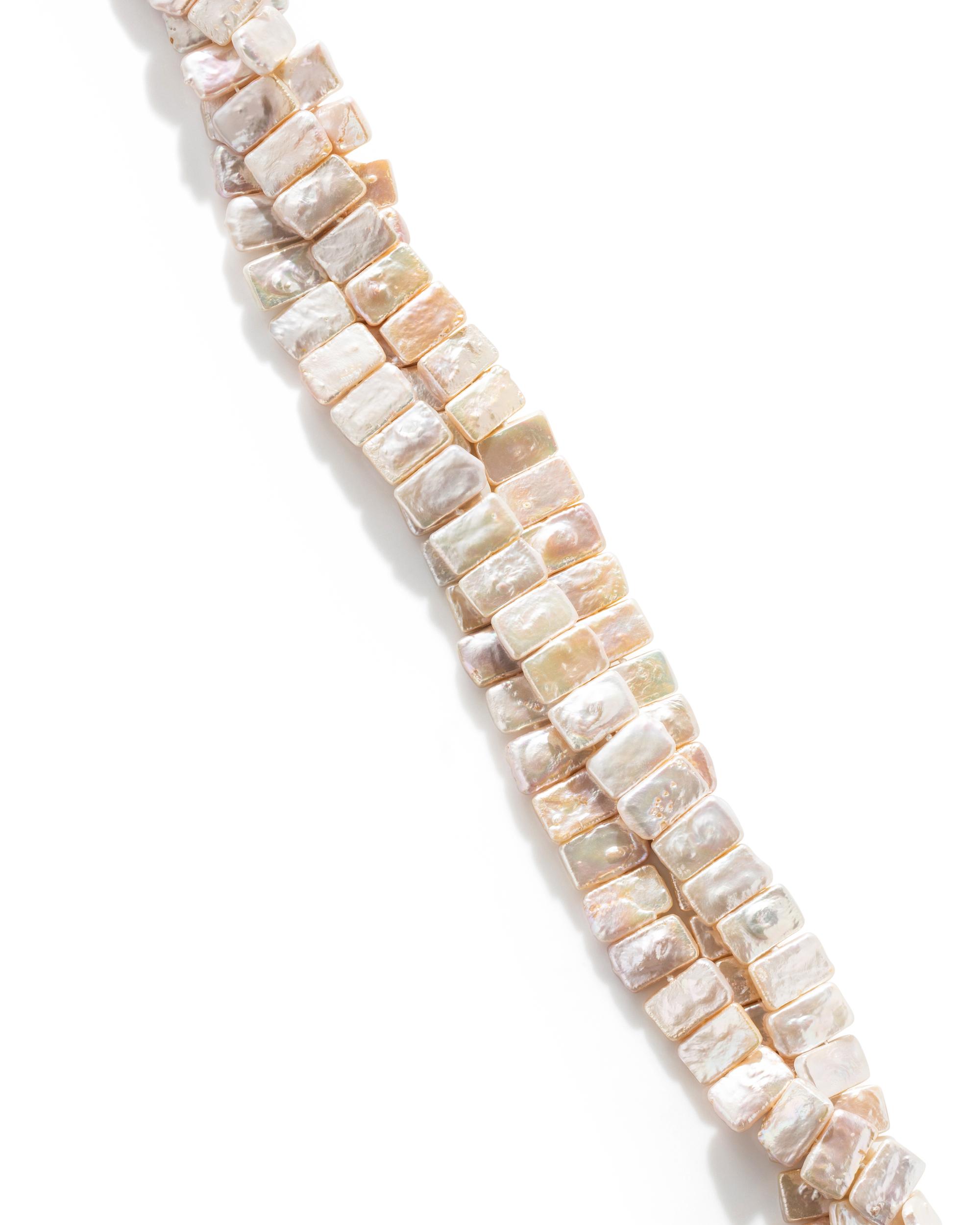 ANGELA CUMMINGS, FRESHWATER CULTURED PEARL NECKLACE