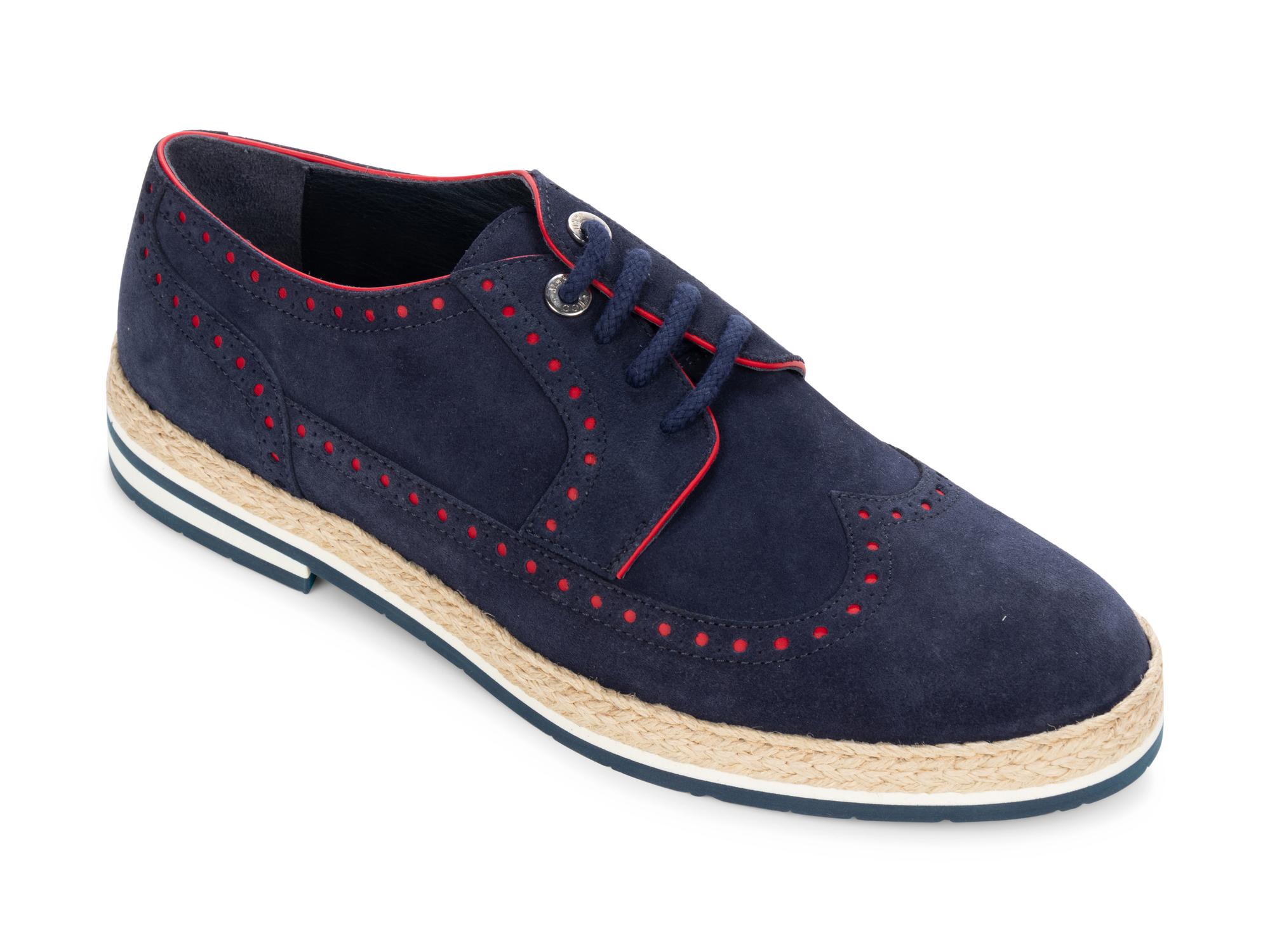 Five Pairs of Men's Designer Shoes, c. 2017 — BNY 243, 246, 245