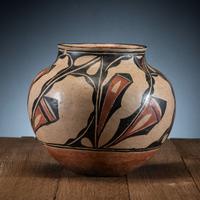 Kewa / Cochiti Pottery Jar