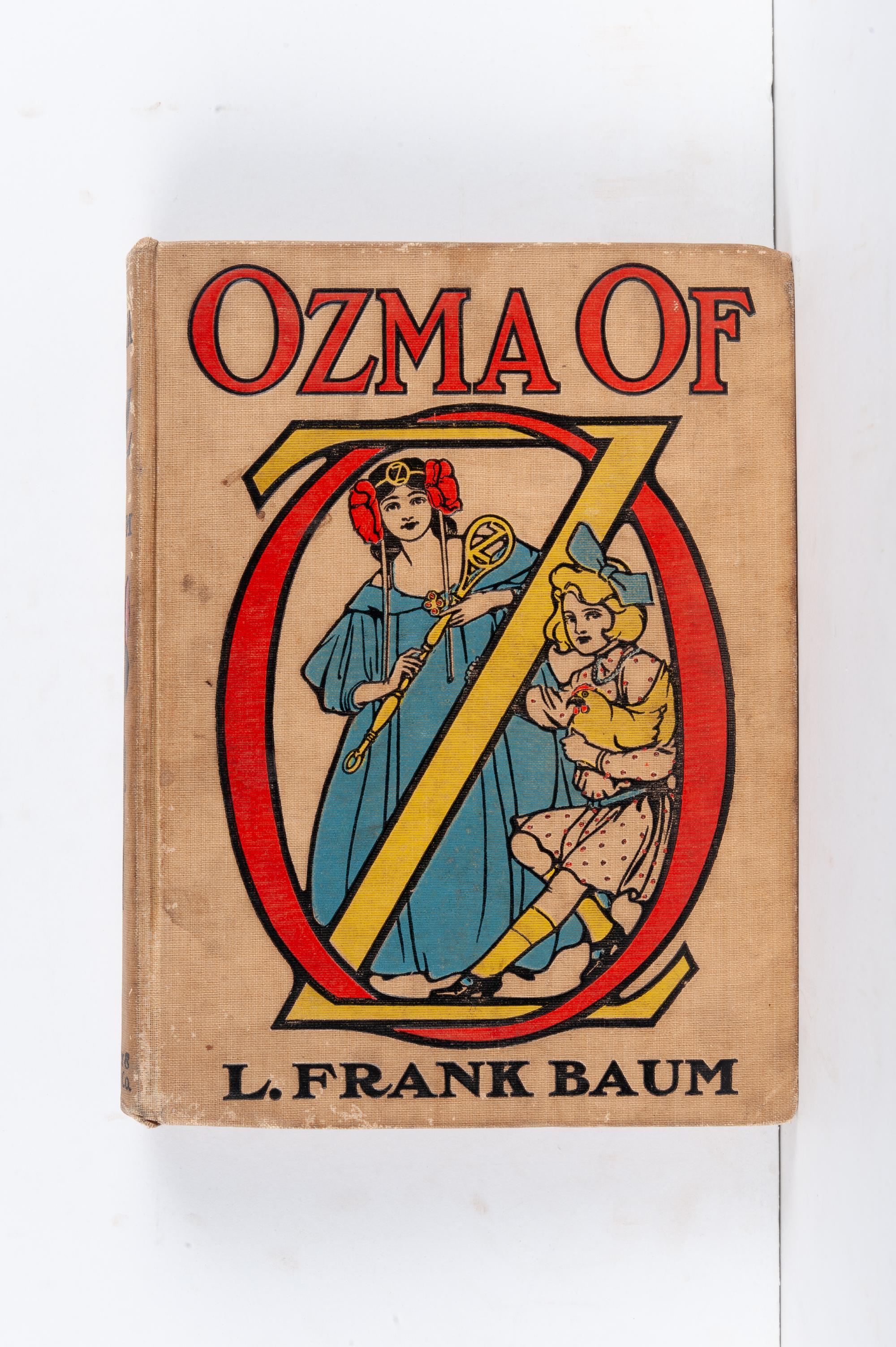BAUM, L. Frank. (1856-1919). Ozma of Oz . Chicago: The Reilly & Britton Co., 1907.