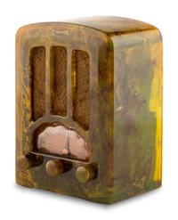 An Emerson AU190 Cathedral Radio