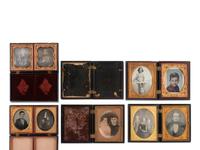 [EARLY PHOTOGRAPHY]. 23 assorted figural Union cases.