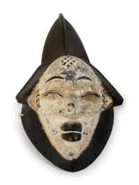 A Group of Three African Tribal Face Masks — 20TH CENTURY