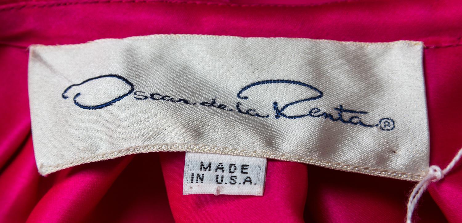 An Oscar de la Renta Fuschia Silk Evening Cape,