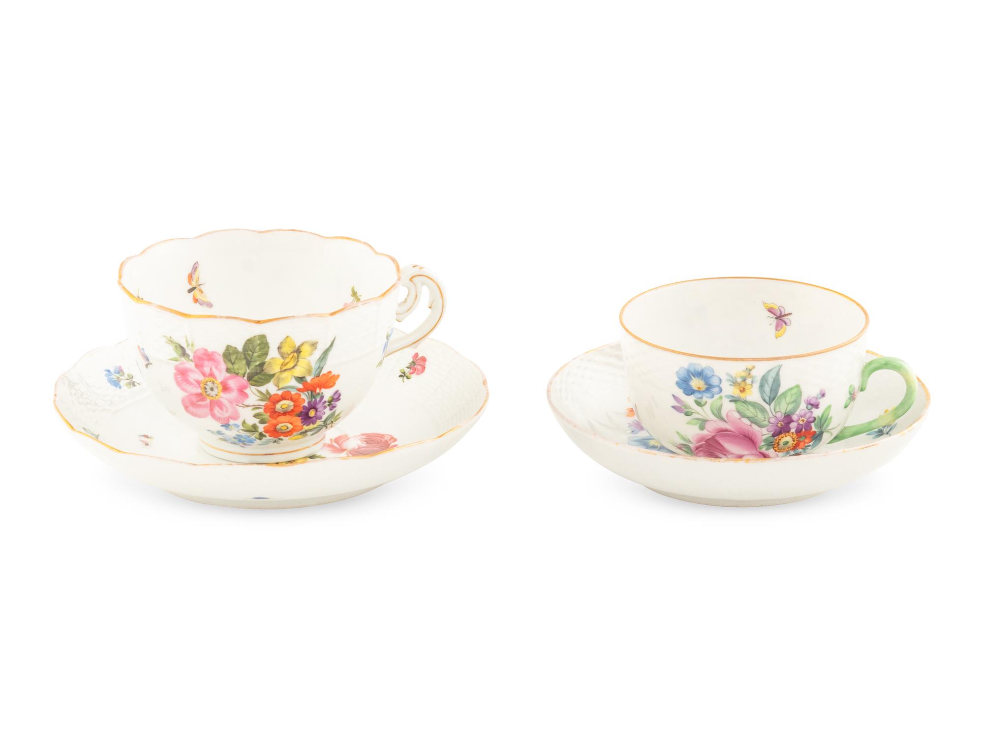 A Herend Porcelain Dinner Service