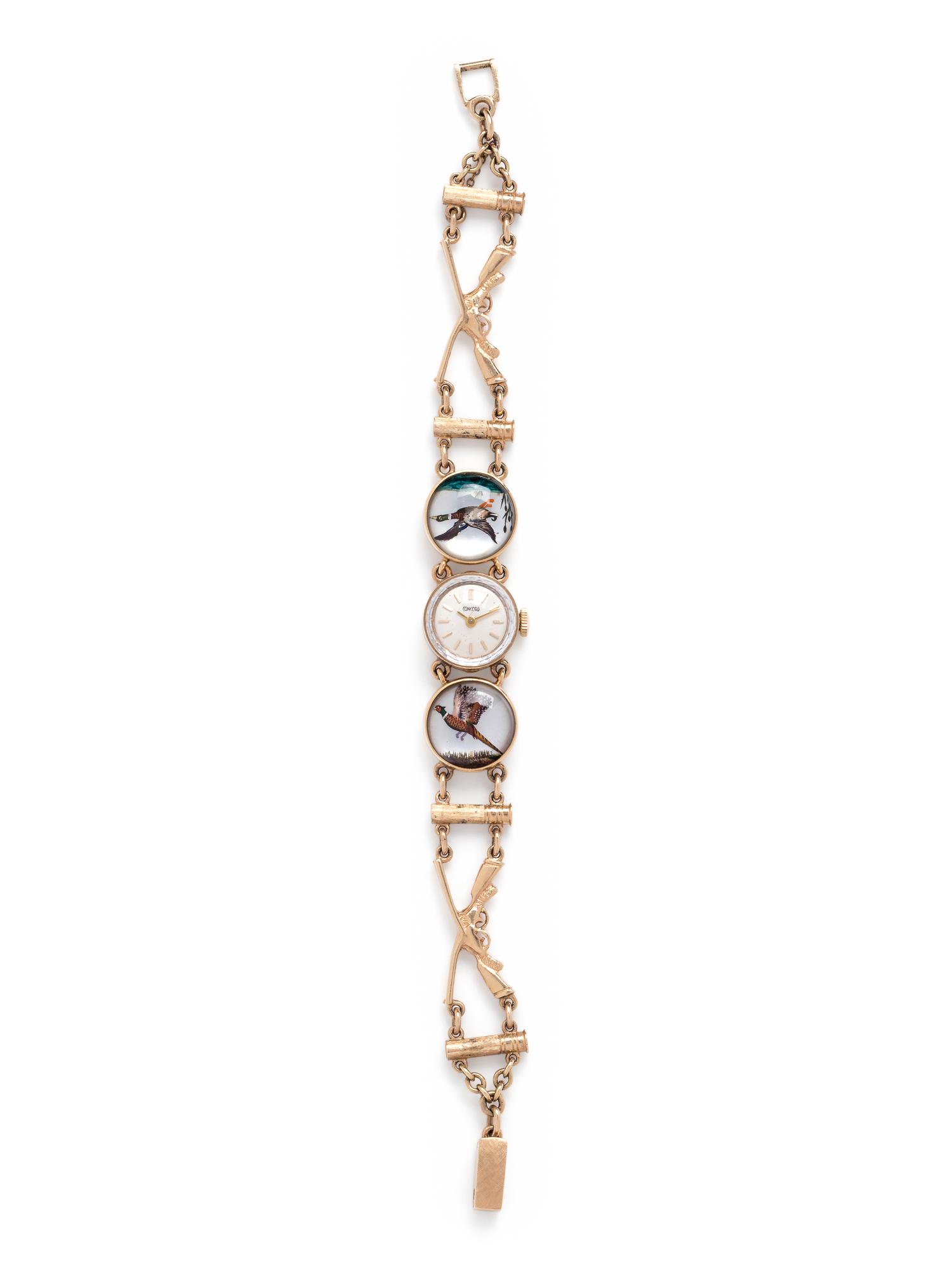 YELLOW GOLD AND ESSEX CRYSTAL WRISTWATCH