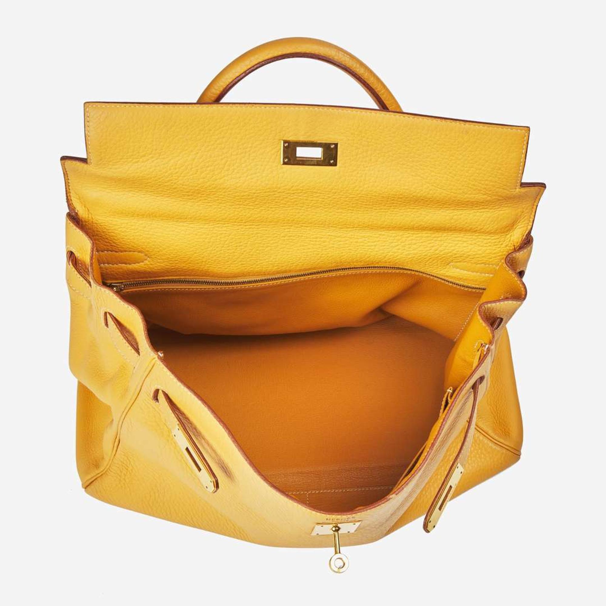 An Hermès Kelly Retourne 35 in Sable Calf Leather Hermès