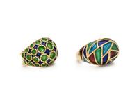 COLLECTION OF YELLOW GOLD AND POLYCHROME ENAMEL RINGS