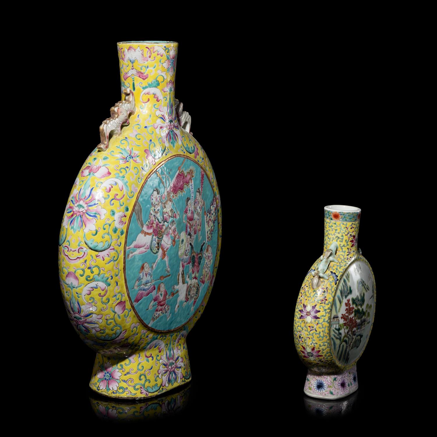 Two Chinese Famille Jaune Porcelain Moon Flasks, 20th Century 近代 黃地粉彩抱月瓶兩件