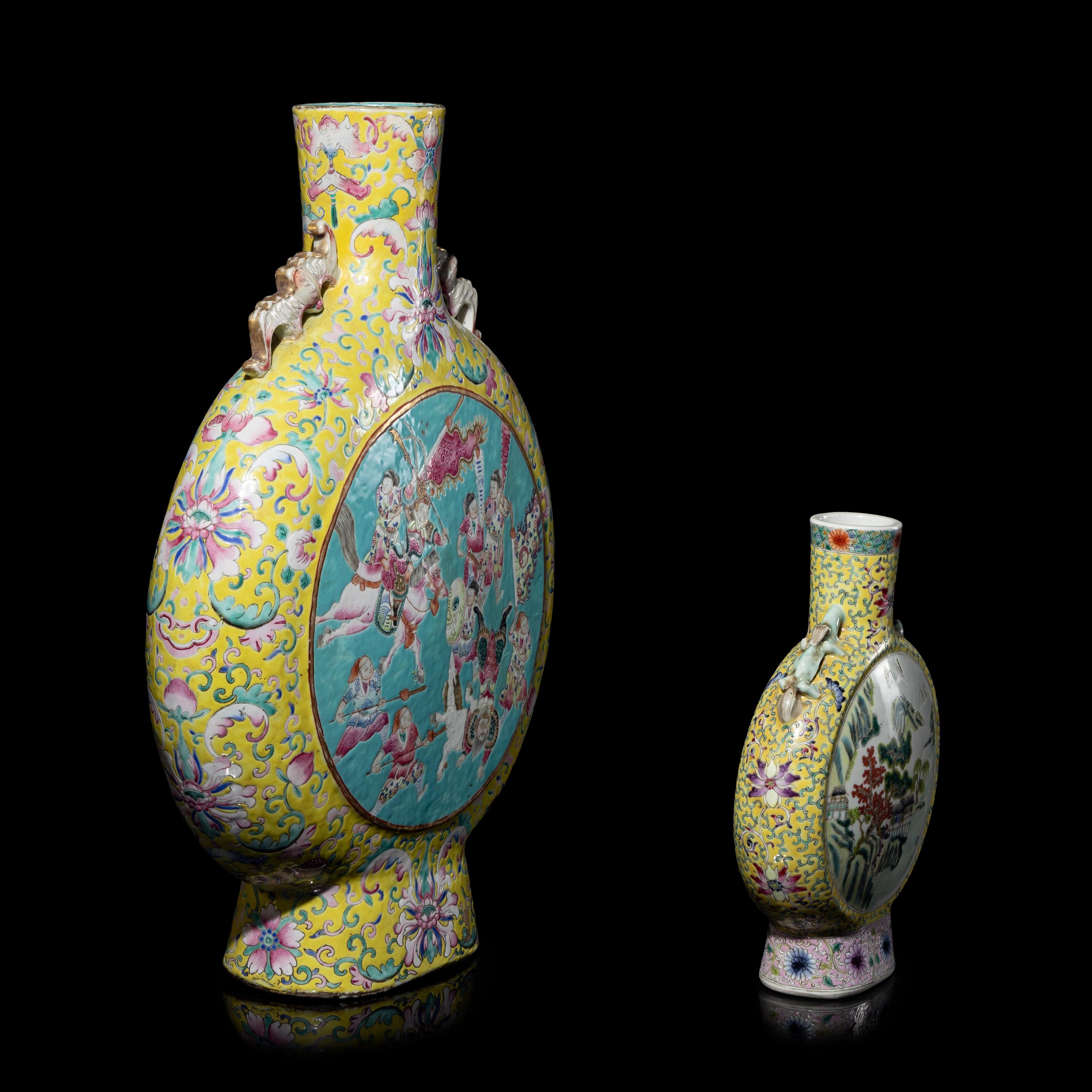 Two Chinese Famille Jaune Porcelain Moon Flasks, 20th Century 近代 黃地粉彩抱月瓶兩件