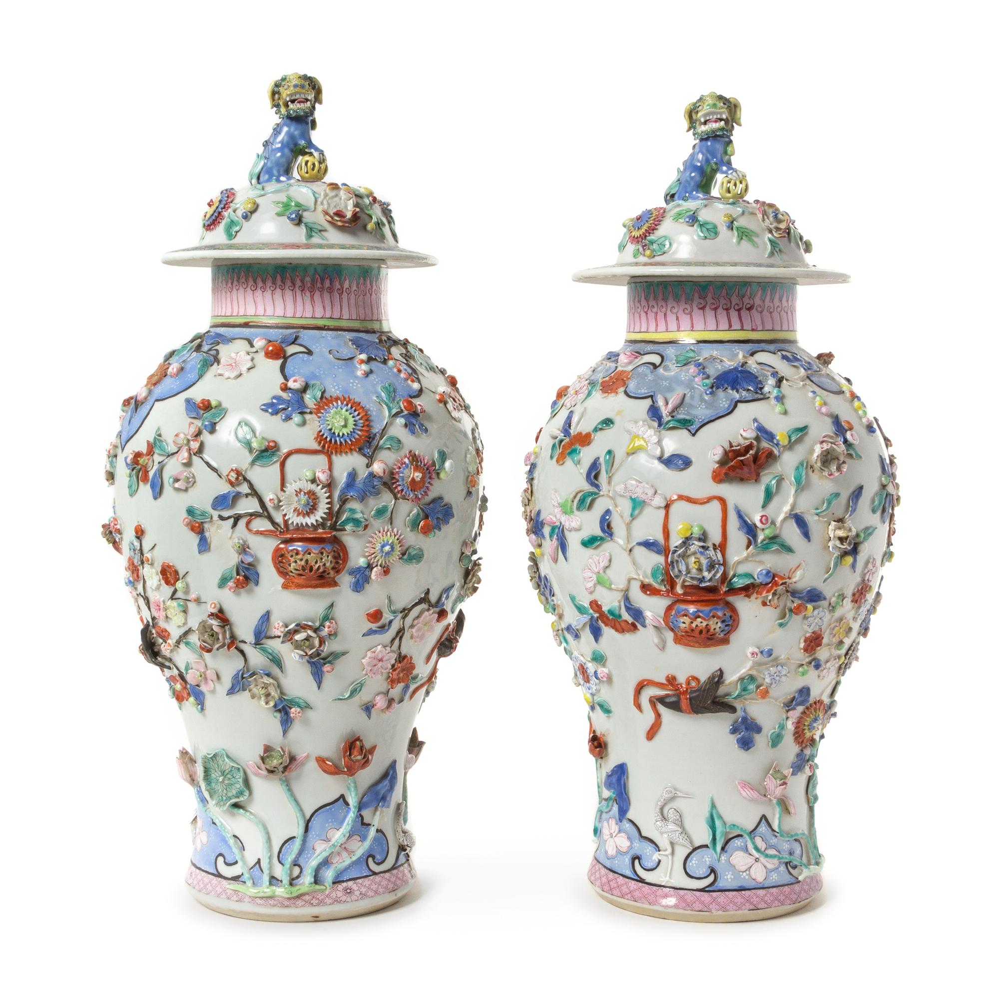 A Pair of Chinese Export Famille Rose Porcelain Covered Vases — 18TH/EARLY 19TH CENTURY