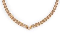 YELLOW GOLD AND DIAMOND NECKALCE
