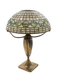 Acorn or Vine Border Table Lamp